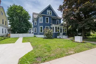 61 Fairfield Ave, Holyoke, MA 01040 - Photo 1
