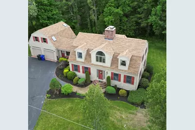 10 Hunters Dr, Bridgewater, MA 02324 - Photo 1