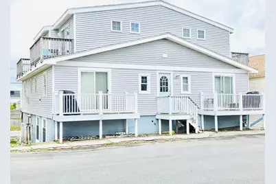 106 Railroad Ave, Salisbury, MA 01952 - Photo 1