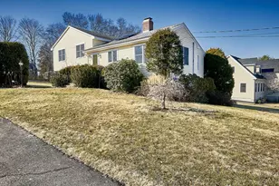 5 Harbor View Park, Milton, MA 02186 - Photo 1