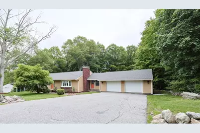 134 W Bacon St, Plainville, MA 02762 - Photo 1