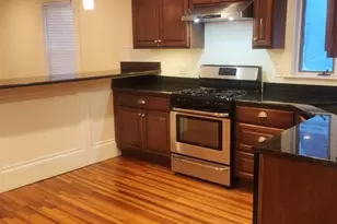 402 Court St, Plymouth, MA 02360 - Photo 1