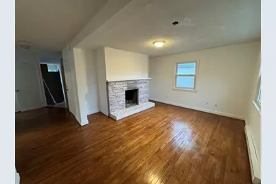 33-35 Hitchcock St #2, Holyoke, MA 01040 - Photo 1