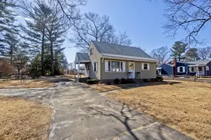 20 Southgate Ave, Westfield, MA 01085 - Photo 1