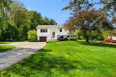 202 Center St, Groveland, MA 01834 - Photo 1