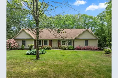 9 William Bradford Rd, Dartmouth, MA 02747 - Photo 1