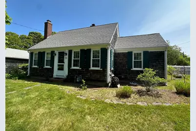 91 Division St, Harwich, MA 02671 - Photo 1
