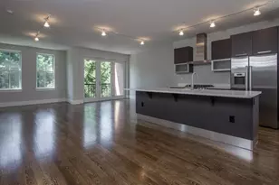 10 St George St, Boston, MA 02118 - Photo 1