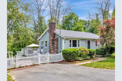 124 Barrows St, Norton, MA 02766 - Photo 1