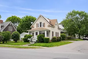 139 Market St, Amesbury, MA 01913 - Photo 1