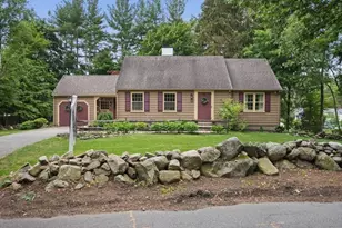 96 Wakefield St, Reading, MA 01867 - Photo 1