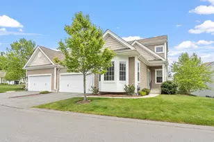 123 Skyline Dr, Acton, MA 01720 - Photo 1