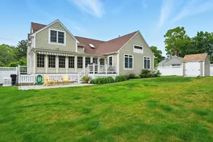 149 Acorn St, Marshfield, MA 02050 - Photo 1