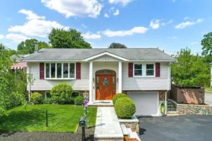 5 Wyoma St, Wakefield, MA 01880 - Photo 1