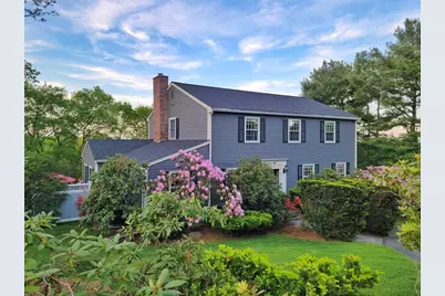 44 Amberwood Drive, Winchester, MA 01890 - Photo 1