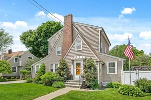 104 Howard St, Melrose, MA 02176 - Photo 1