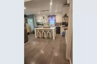 33 Westbrook St, Milford, MA 01757 - Photo 1