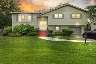 26 Hemlock Terrace, Randolph, MA 02368 - Photo 1