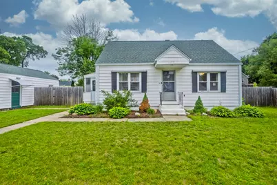 28 Hastings St, Agawam, MA 01030 - Photo 1