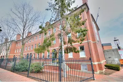 21 Main St #A, Boston, MA 02129 - Photo 1