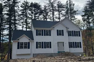 70 Kilburn St, Lunenburg, MA 01462 - Photo 1