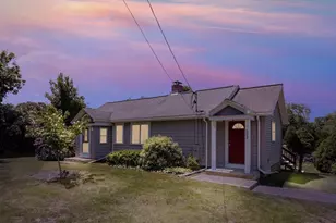 523 Norfolk St, Holliston, MA 01746 - Photo 1