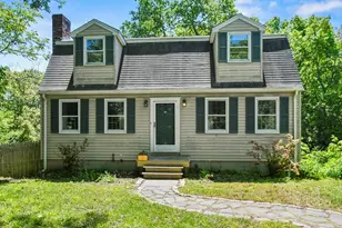 18 Lexington St, Woburn, MA 01801 - Photo 1