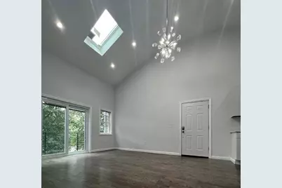 599 Broadway #3R, Everett, MA 02149 - Photo 1