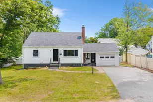 4 Sylvia Ave, Natick, MA 01760 - Photo 1