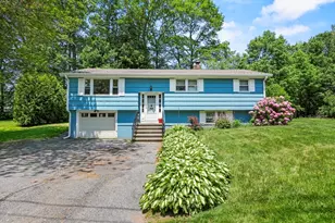 29 Mayflower Cir, Leicester, MA 01524 - Photo 1