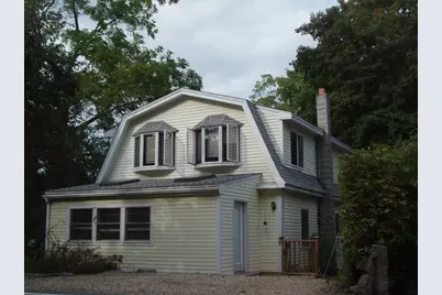138 Leonard Street: Winter Rental, Gloucester, MA 01930 - Photo 1