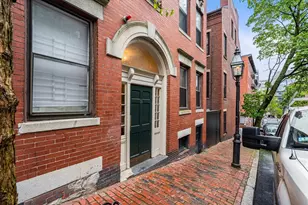 31 Irving St, Boston, MA 02114 - Photo 1