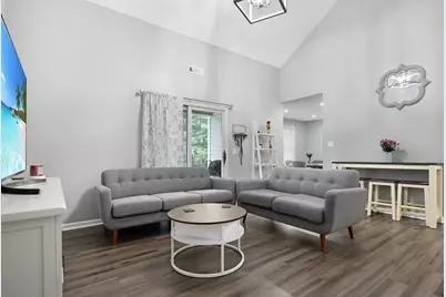 84 Tennis Plaza Rd #46, Dracut, MA 01826 - Photo 1