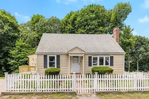 49 Whitman St, Weymouth, MA 02189 - Photo 1
