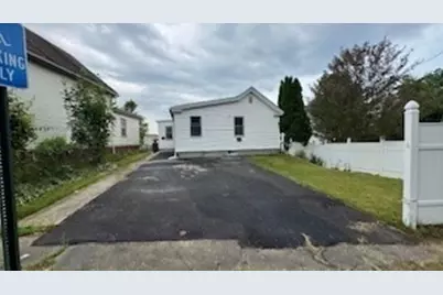 15 York St, Haverhill, MA 01830 - Photo 1