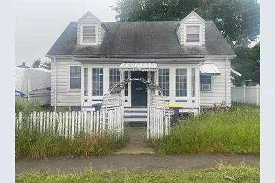 12 Fairlawn Rd, Weymouth, MA 02191 - Photo 1