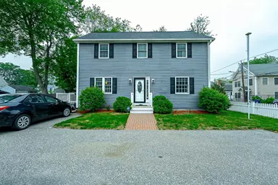 139 Grove Ave, Wilmington, MA 01887 - Photo 1