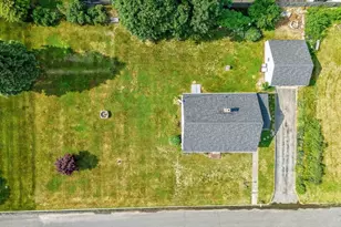 13 Meadow Ln, Acushnet, MA 02743 - Photo 1