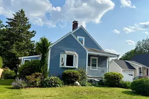 28 Columbus Ave, Saugus, MA 01906 - Photo 1