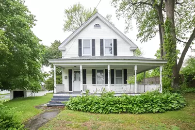 328 Oxford St N, Auburn, MA 01501 - Photo 1