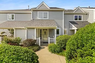 126 Westcliff Dr, Plymouth, MA 02360 - Photo 1