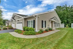 131 Rogerson Crossing, Uxbridge, MA 01569 - Photo 1