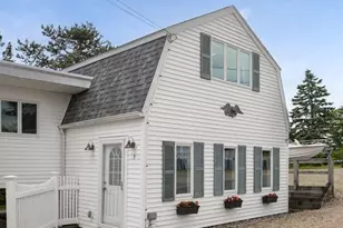 5 I St, Newburyport, MA 01950 - Photo 1