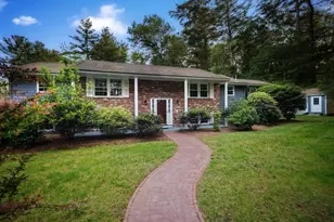 11 Farrwood Dr, Andover, MA 01810 - Photo 1