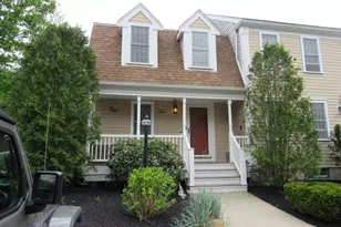 77 Evergreen St, Kingston, MA 02364 - Photo 1