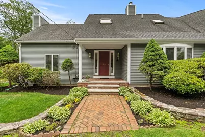 26 Emery Court, Stoneham, MA 02180 - Photo 1