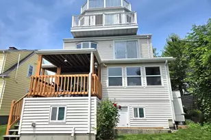 32 Hale Ave, Winthrop, MA 02152 - Photo 1