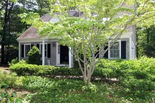 18 Periwinkle Ln, Mashpee, MA 02649 - Photo 1