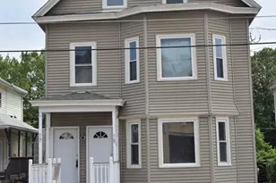 15 Middlesex Park, Lowell, MA 01851 - Photo 1