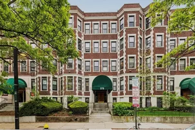 380 Riverway #8, Boston, MA 02115 - Photo 1